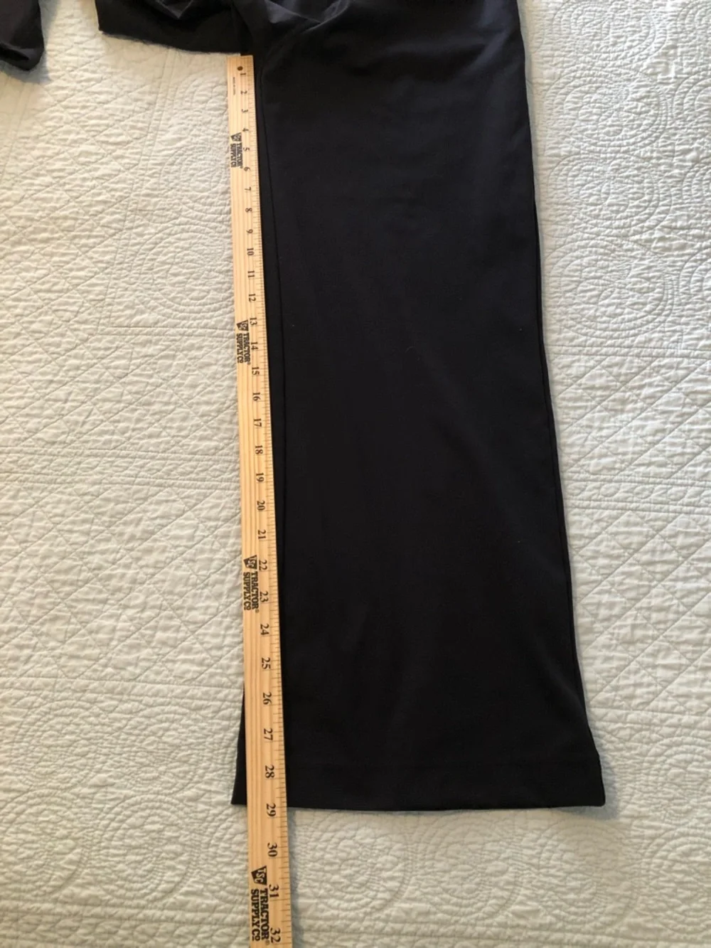 Halara Flex DayStretch trousers pants. Size medium. - Picture 11 of 12